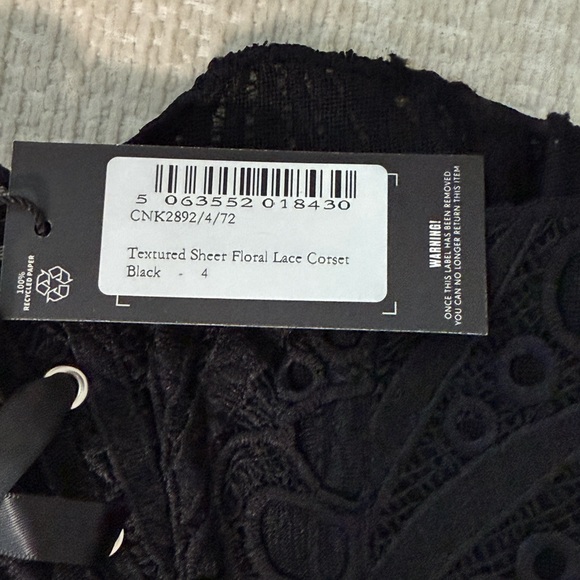 NWT-  BLACK TEXTURED SHEER FLORAL LACE CORSET from PrettyLittleThing - Picture 7 of 7